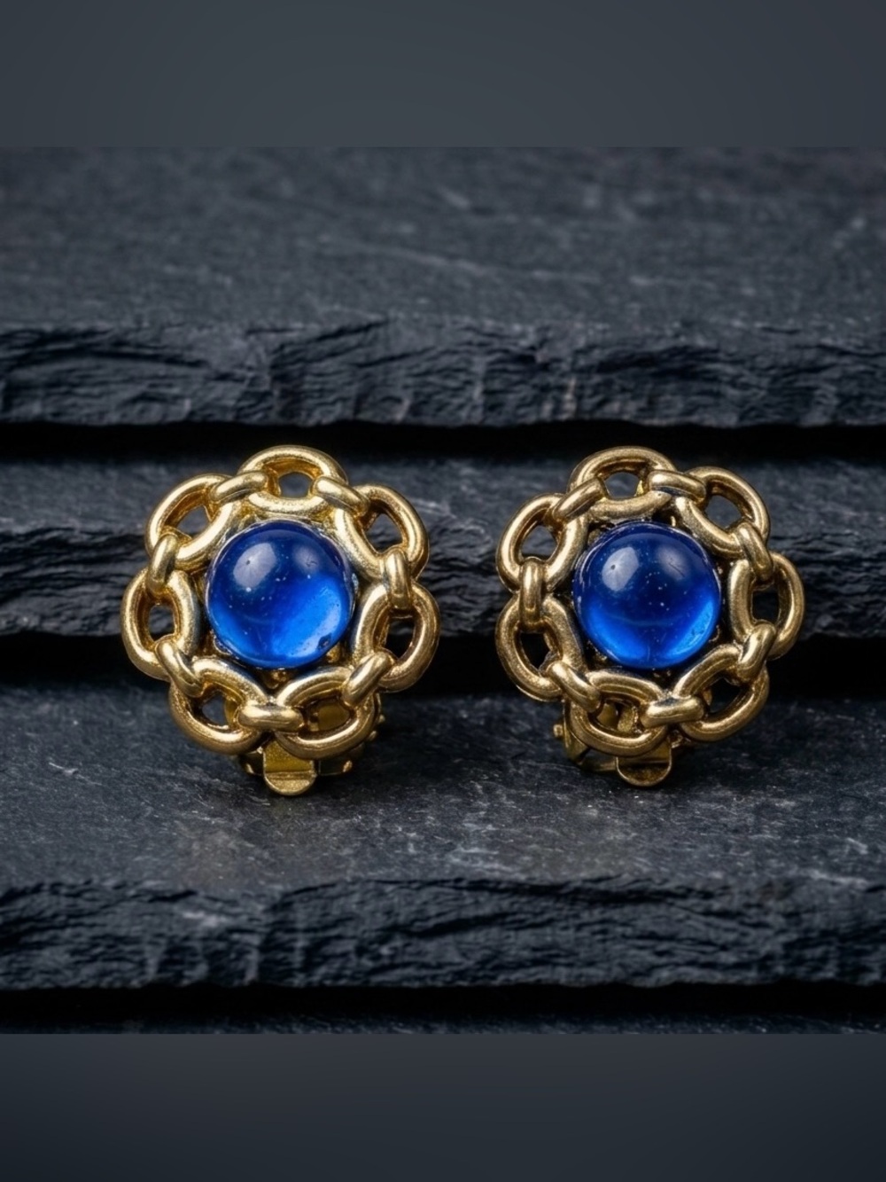 Vintage 70s Regal Royal Blue Cabochon Gold Chain Nautical Preppy Clip On Earring